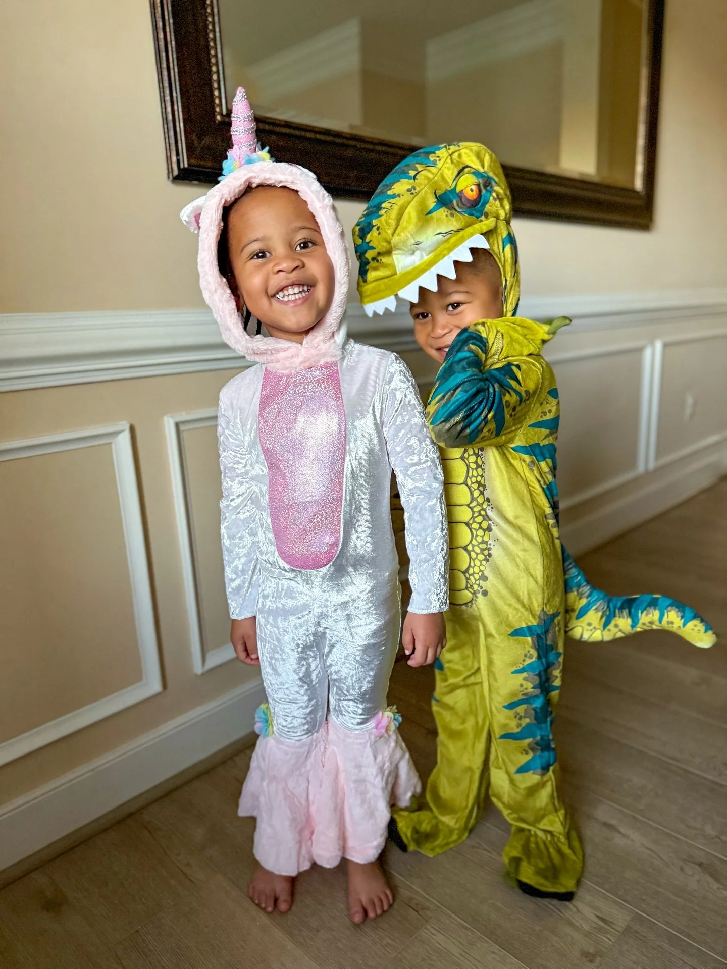 The Pretty Unicorn 🦄 and Cool Dino 🦖 are entering the costume chat 💬 

They told me exactly what they wanted to be this year, so needless to say, they are all smiles 😊