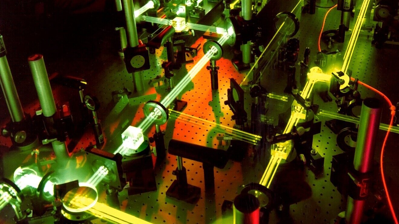laser-63190.jpg