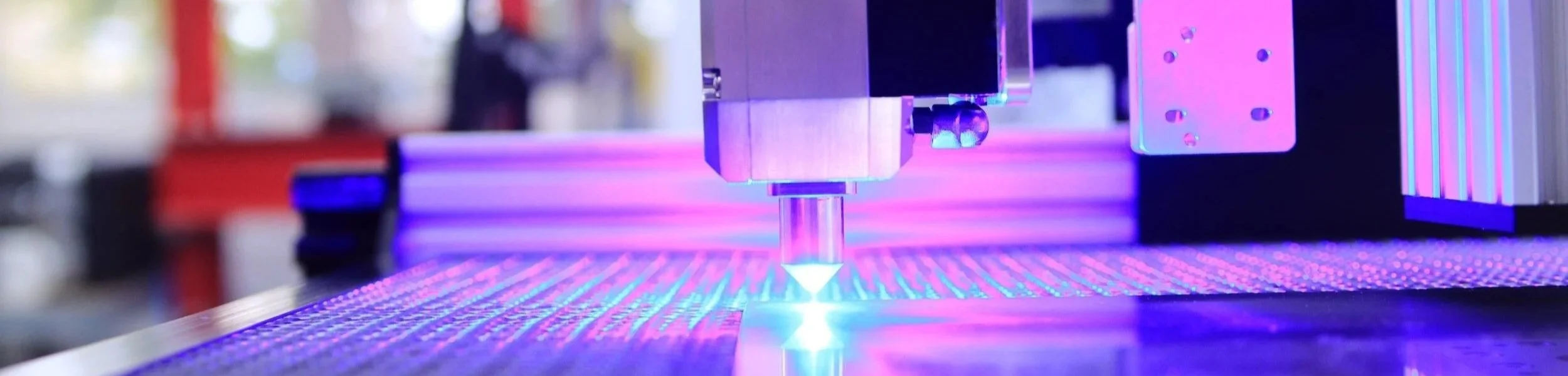 Laser bright light high power requires nonlinear crystals