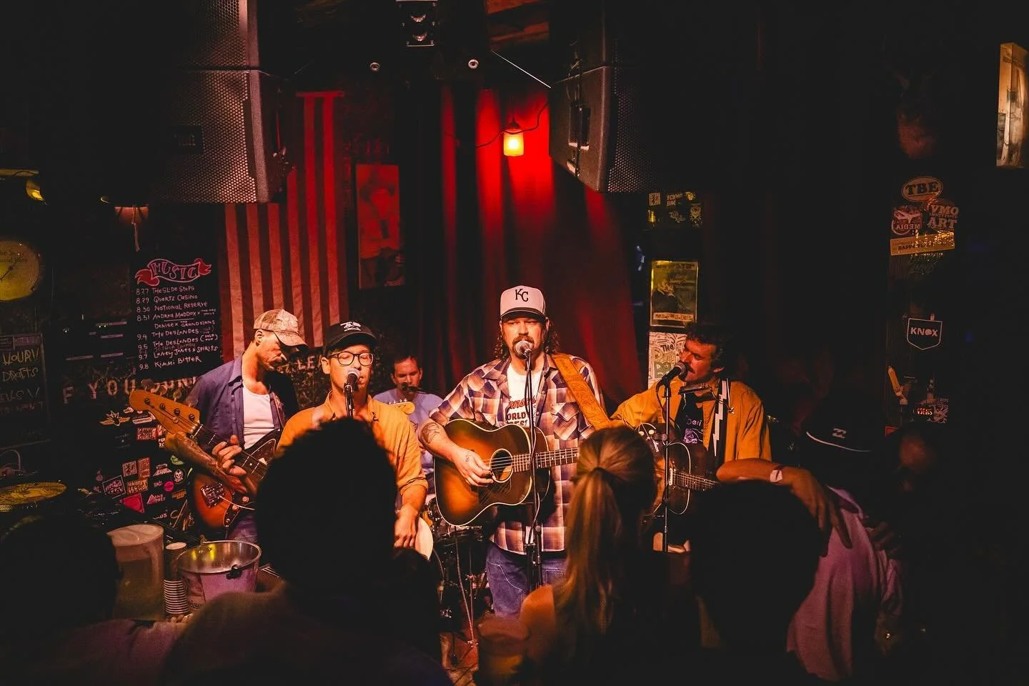 Just reminiscing about the extraordinary @thedeslondes shows last month! So grateful to have them grace our humble stage!

Thanks to @travis___carr for the gorgeous 📸 !