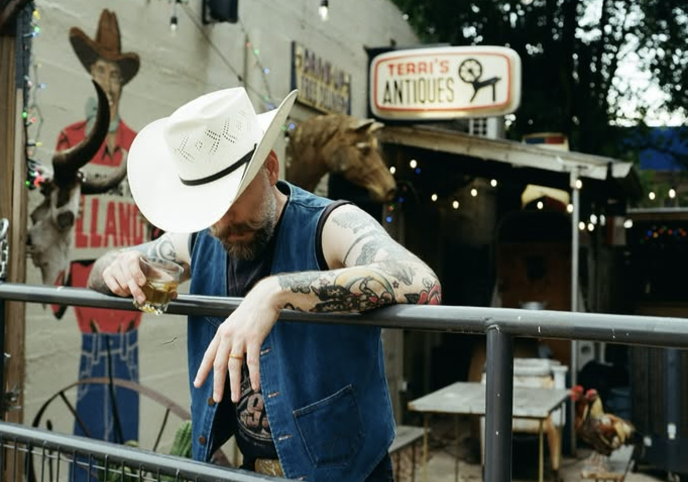 CHRISTOPHER SEYEMORE 