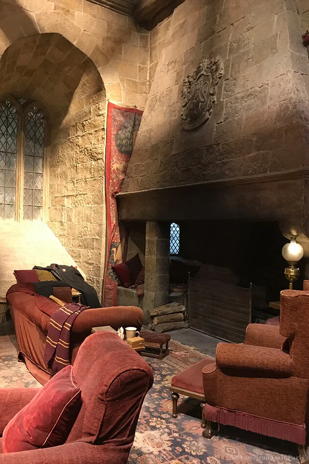 GryffindorCommonRoom.jpg
