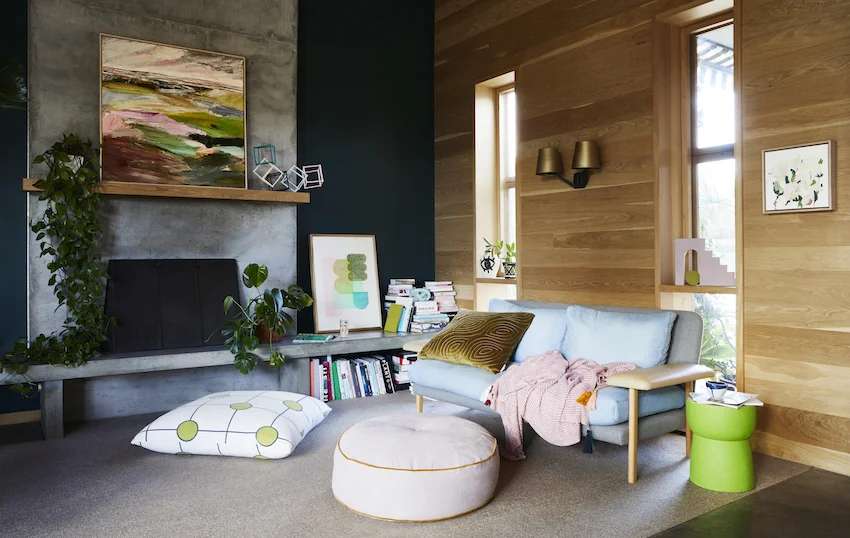 GI-06-Living-Room-in-Julia-Green-and-Her-Familys-Seaside-Sanctuary-in-Barwon-Heads-Australia-DesignSponge.jpg