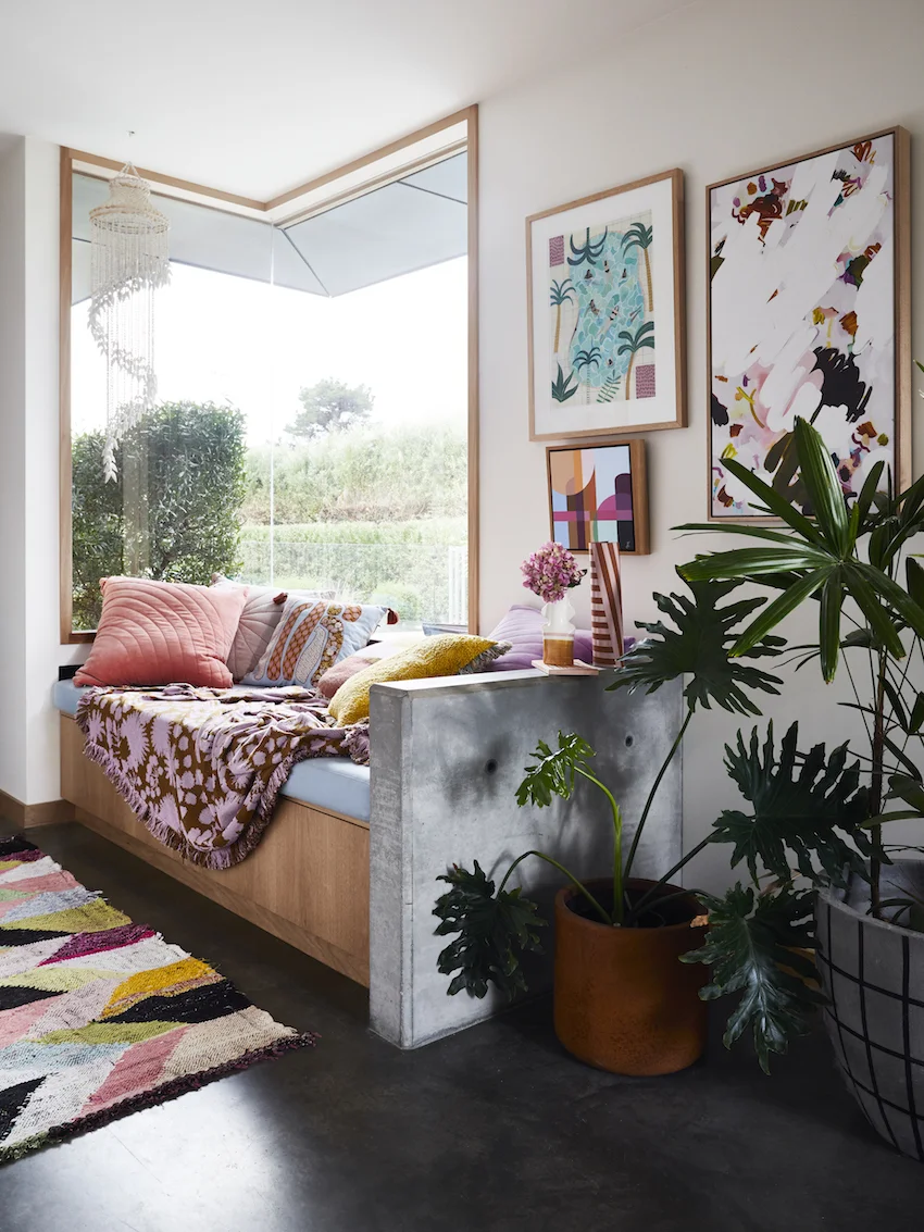 GI-25-Hallway-in-Julia-Green-and-Her-Familys-Seaside-Sanctuary-in-Barwon-Heads-Australia-DesignSponge.jpg