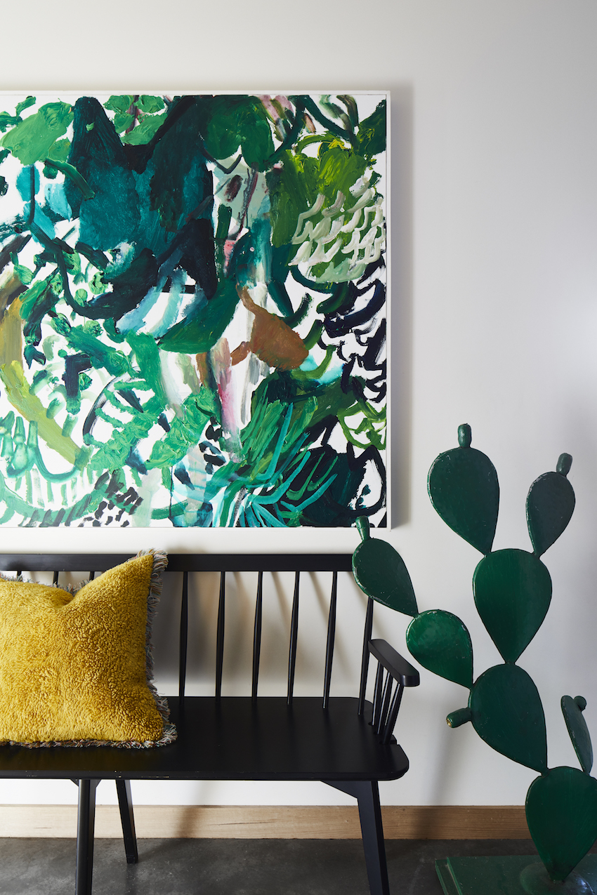 GI-27-Entry-Detail-in-Julia-Green-and-Her-Familys-Seaside-Sanctuary-in-Barwon-Heads-Australia-DesignSponge.jpg