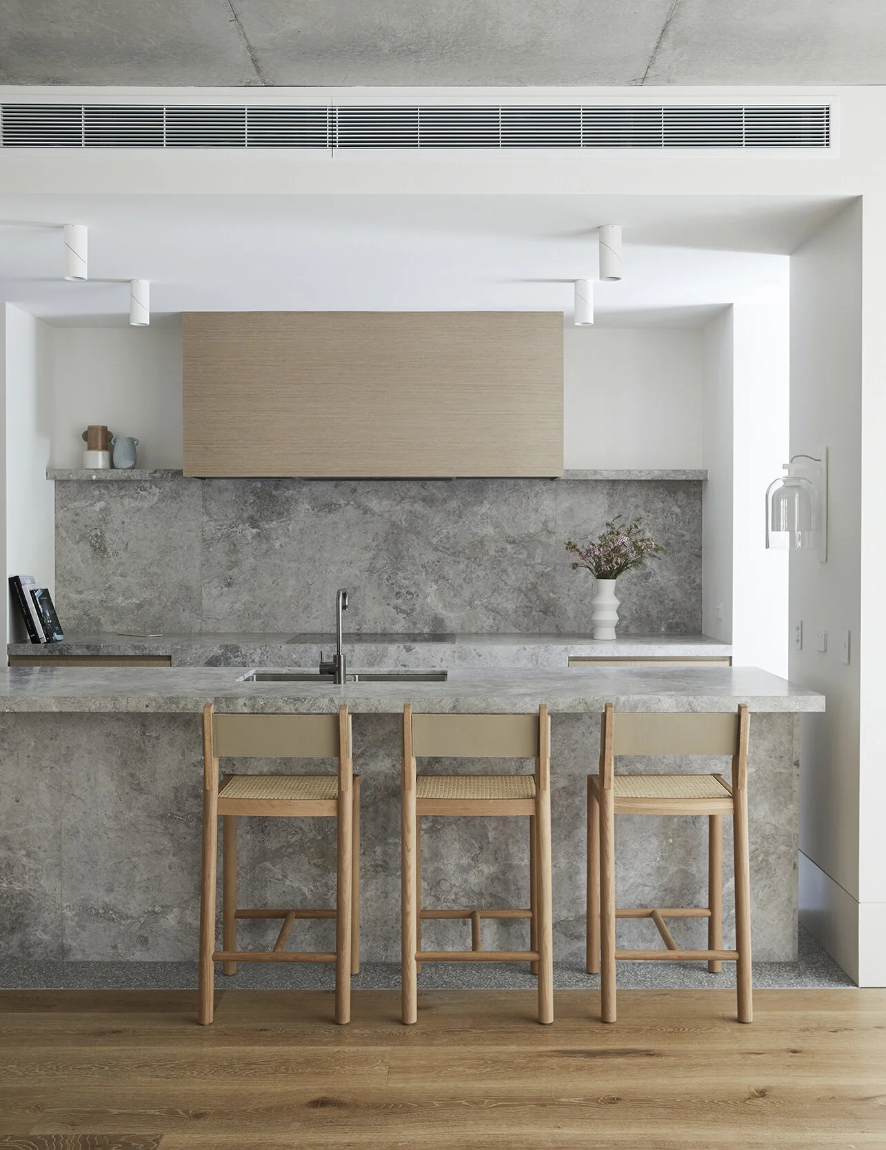 190412_DOCKER ST1695F.jpg