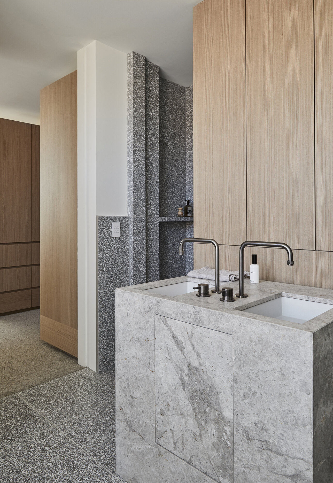 190412_DOCKER ST1736F.jpg