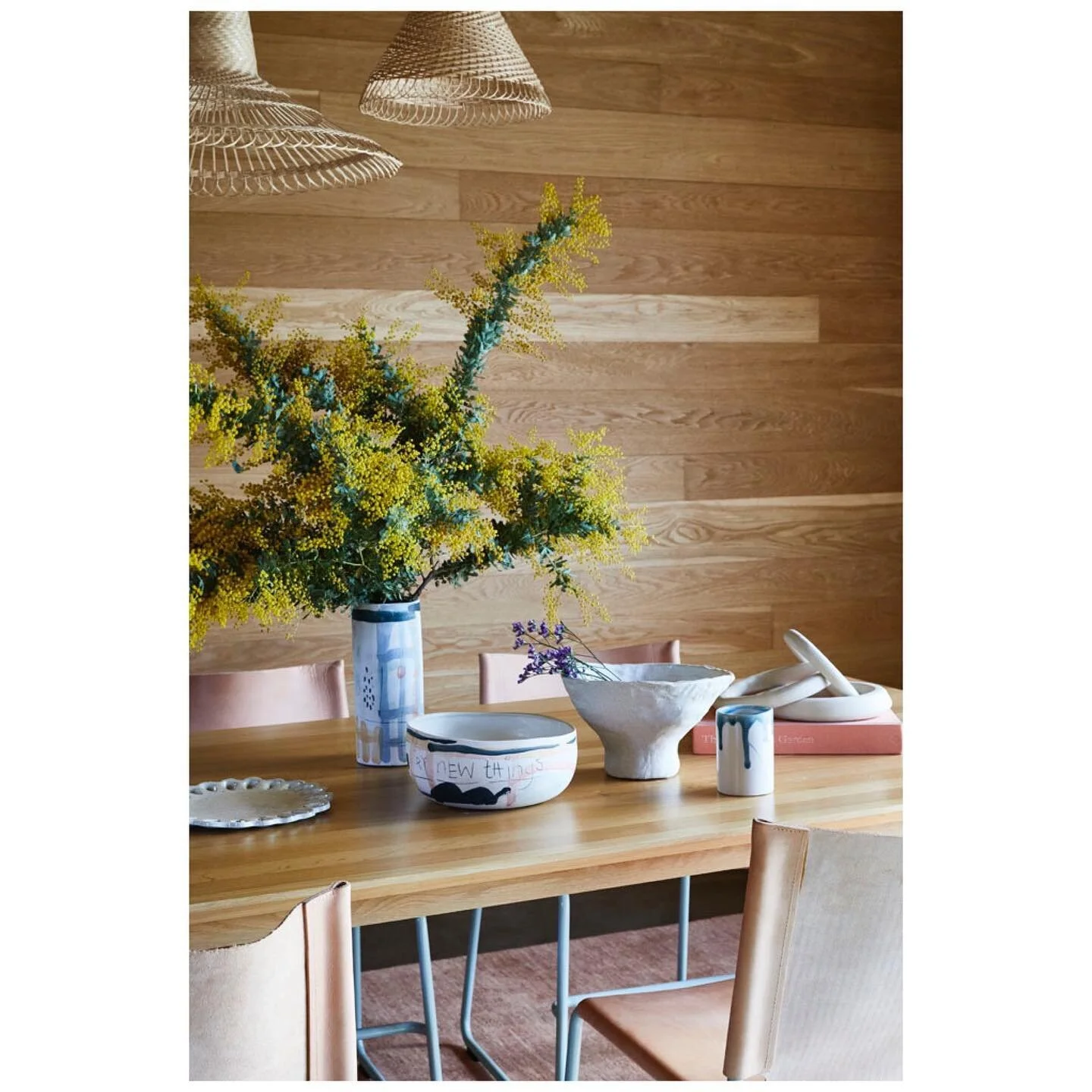 What an impressive collection of unique, intricate, beautiful, handmade ceramics from the most talented @kazmortonceramics on display here @greenhouseinteriors own home. All available for you to add to cart via @greenhouseinteriors 
-
Styling @greenh