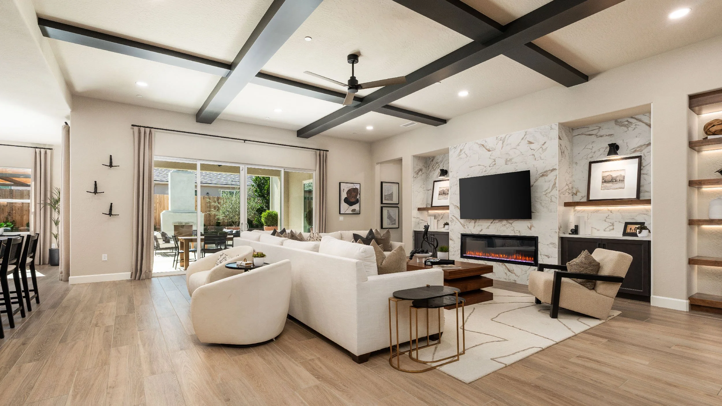 Windsor 3125 - 21 Living - Banner r1.jpg