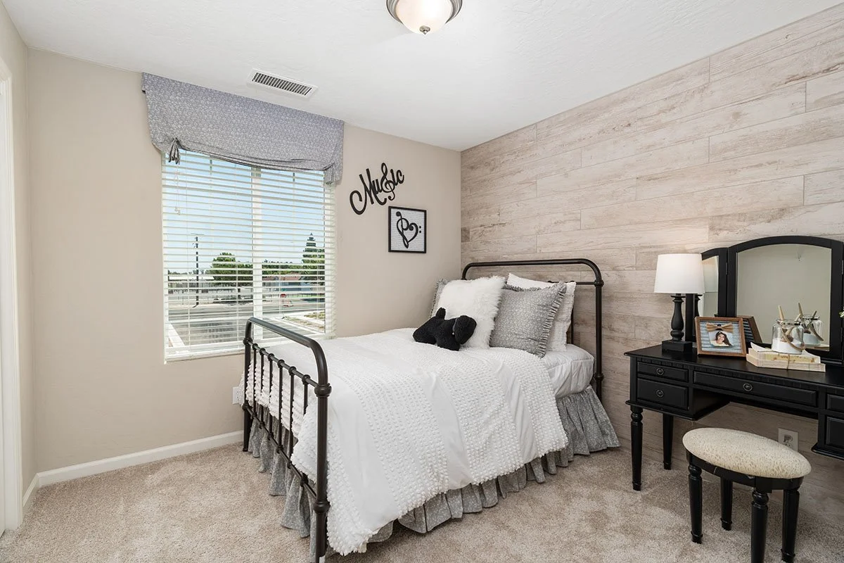 Citrea Fresno 2710 - 21 Bdrm.jpg