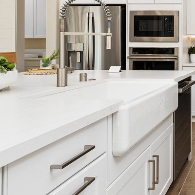 Farmhouse (Apron-Front) Porcelain Sink; Stainless Steel Single-bowl Sink