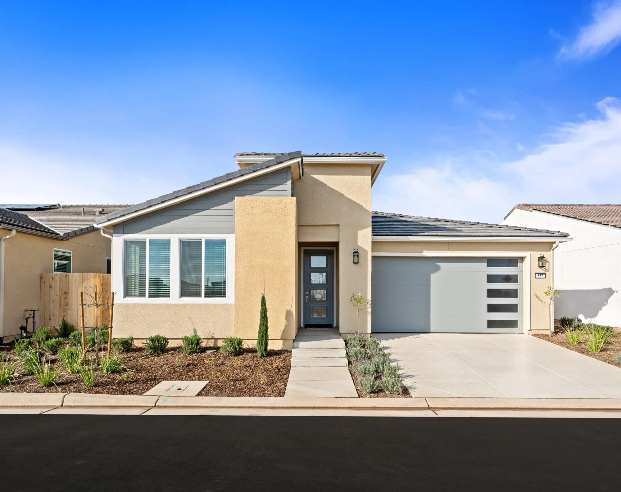 RP Features 1 r1_1.jpg