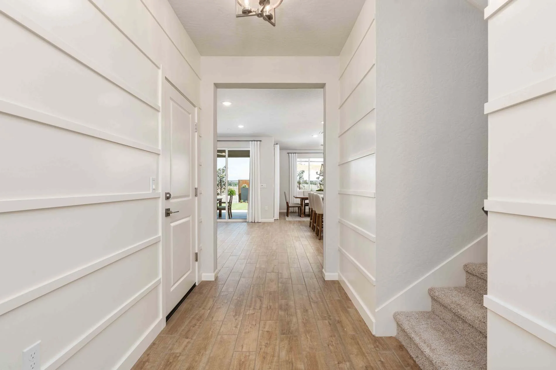 Regent Park 2568 - 9 Entry.jpg