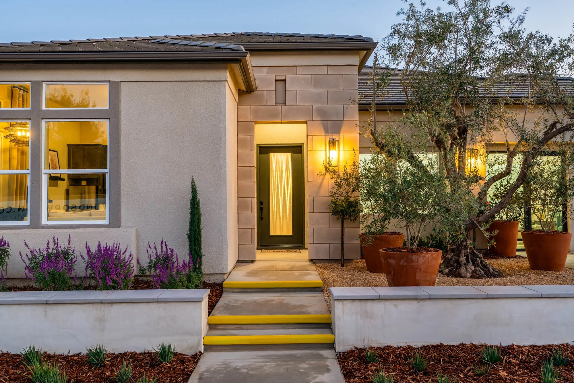 Windsor 3125 - 6 FE Entry.jpg