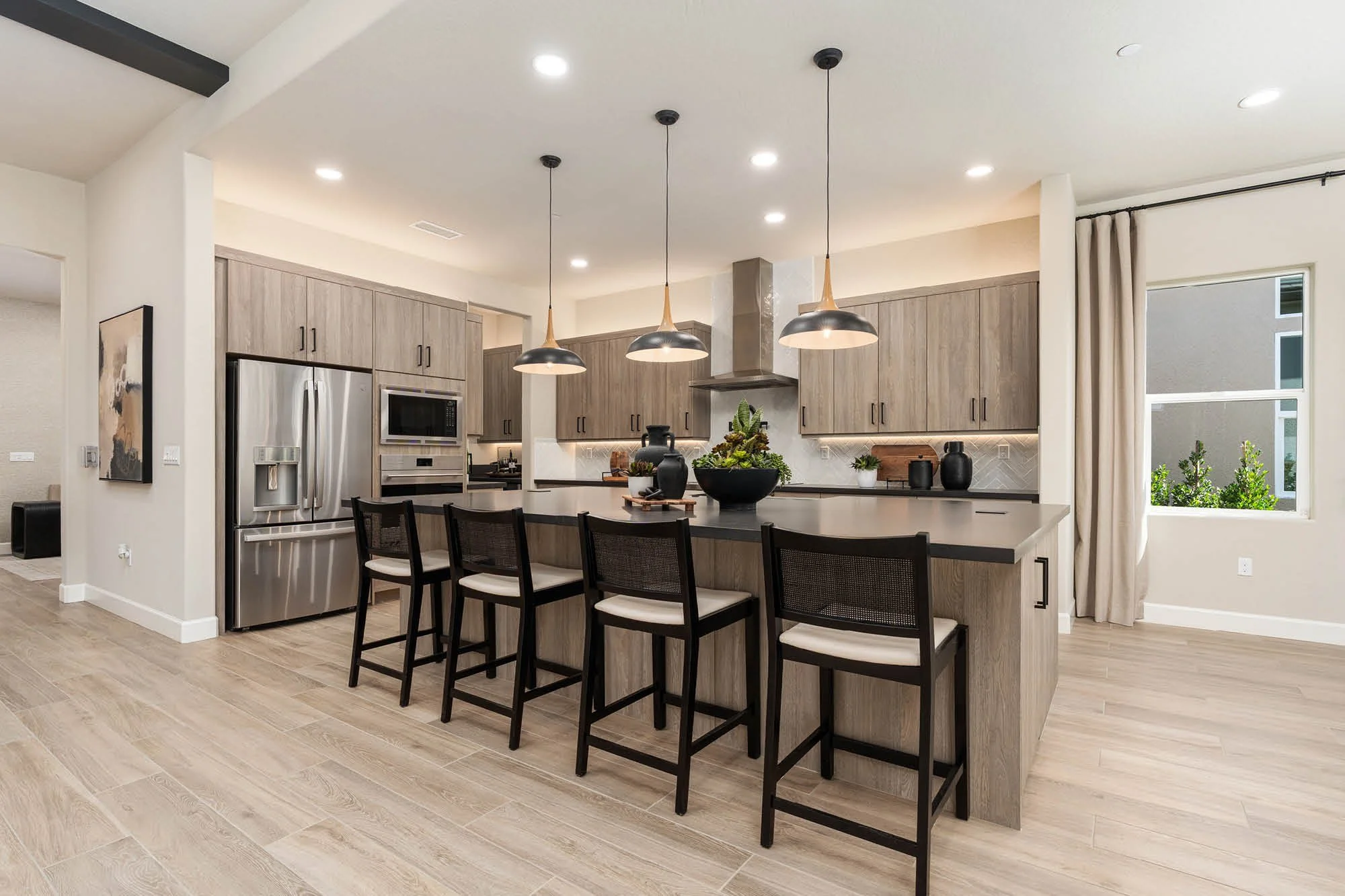 Windsor 3125 - 11 Kitchen.jpg