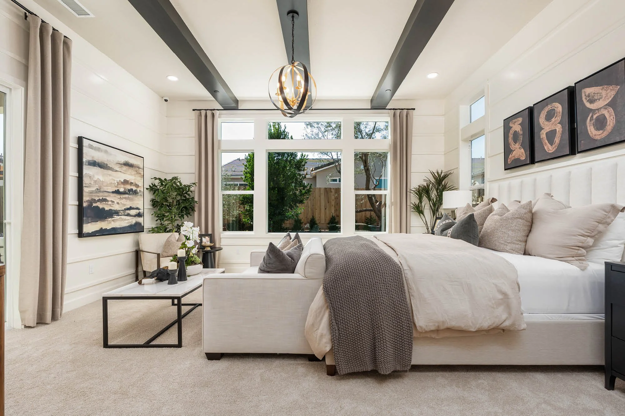 Windsor 3125 Detail Primary Bdrm 2.jpg