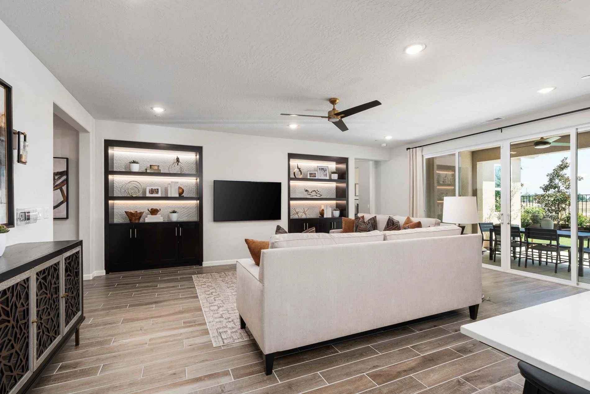 Regent Park 3056 - 13 Living TV.jpg