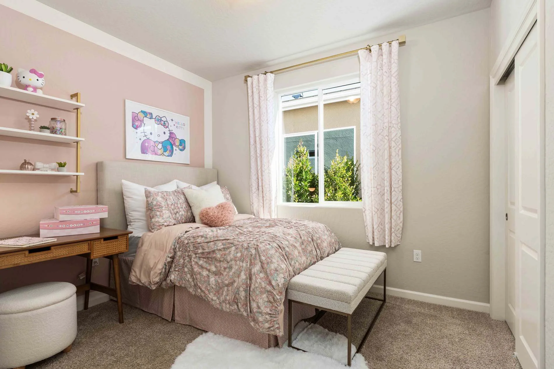 Regent Park 1887 - 26 Bdrm 2.jpg