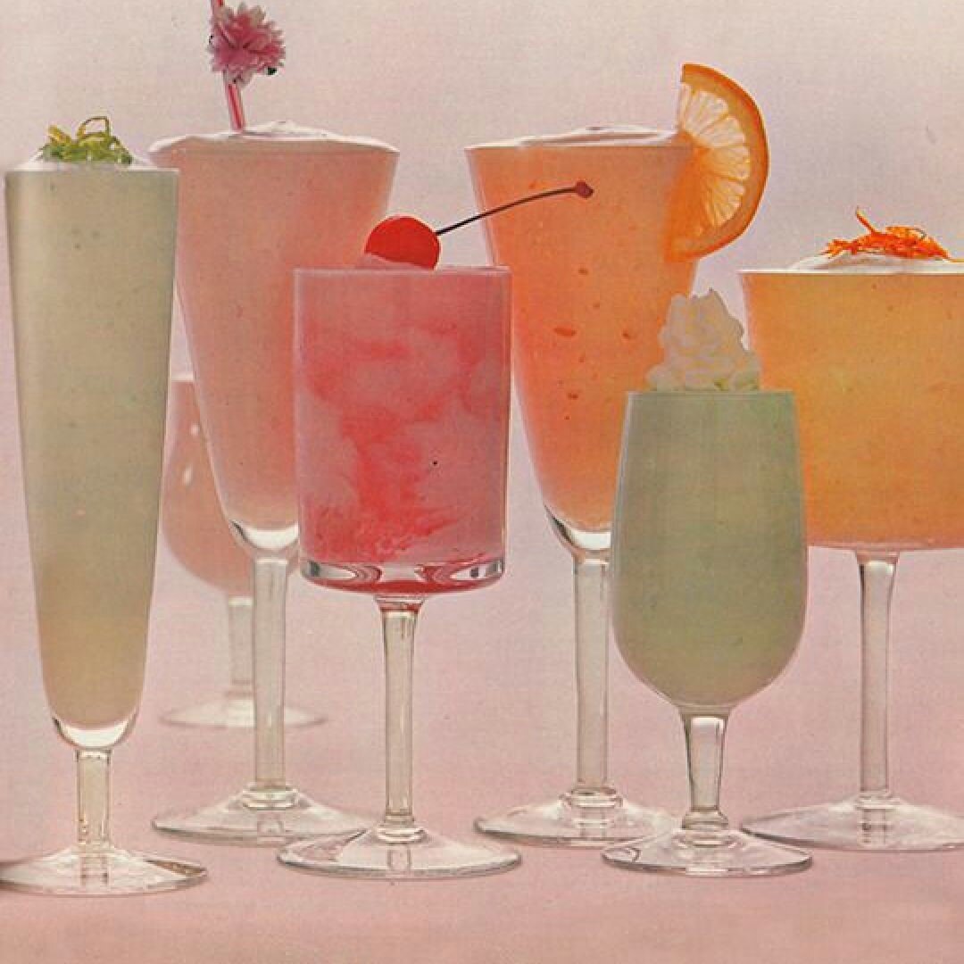 🍹🍸 Have great festive season! ⠀
&ndash; from the Post &amp; Co team