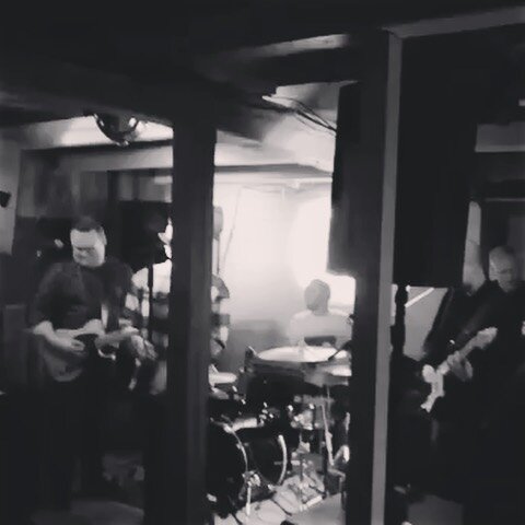 Just &rdquo;leave it on&rdquo; ❤️👍 Short and long delay with @madprofessoramp #dualbluedelay 💥 #analogman #sunfacebc183 #telecaster #lollarspecialt #fuzzface #creamsound