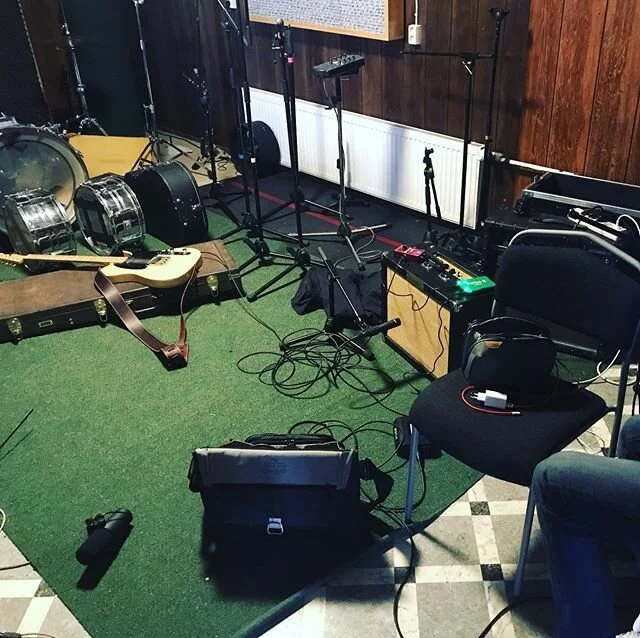 Recording stuff to @jussikariofficial song. Nice sunday morning 😊🎸 #creamsound #telecaster #reddverb #lollarspecialt #onlybridgepickup