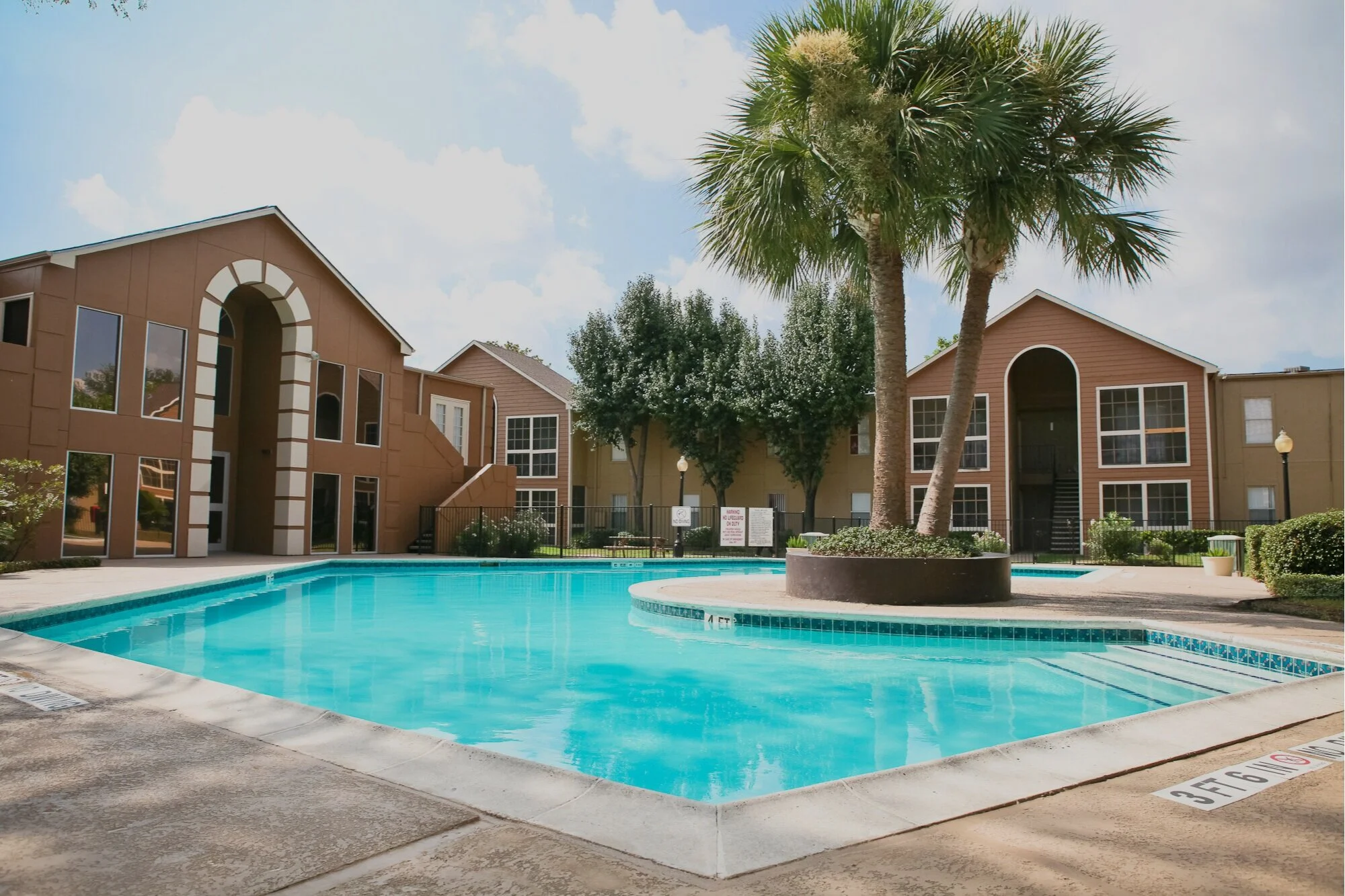 Pool+And+Building.jpg