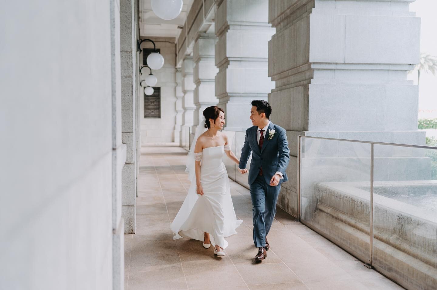 Marcus and Felicia&rsquo;s beautiful wedding celebration at @fullertonhotelsg 🤍

Videography: @highestkiteweddings 
Gowns: @weddingcrafterssg 
Makeup artist: @queeniecong_makeover 
Flowers: @85flowers_sg