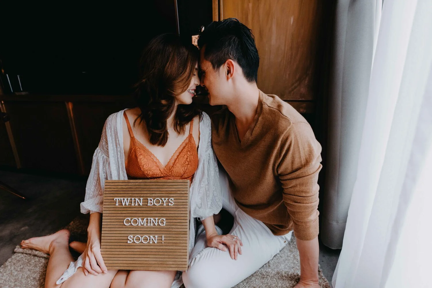 twins-maternity-shoot-alexa-jerm-4.jpg