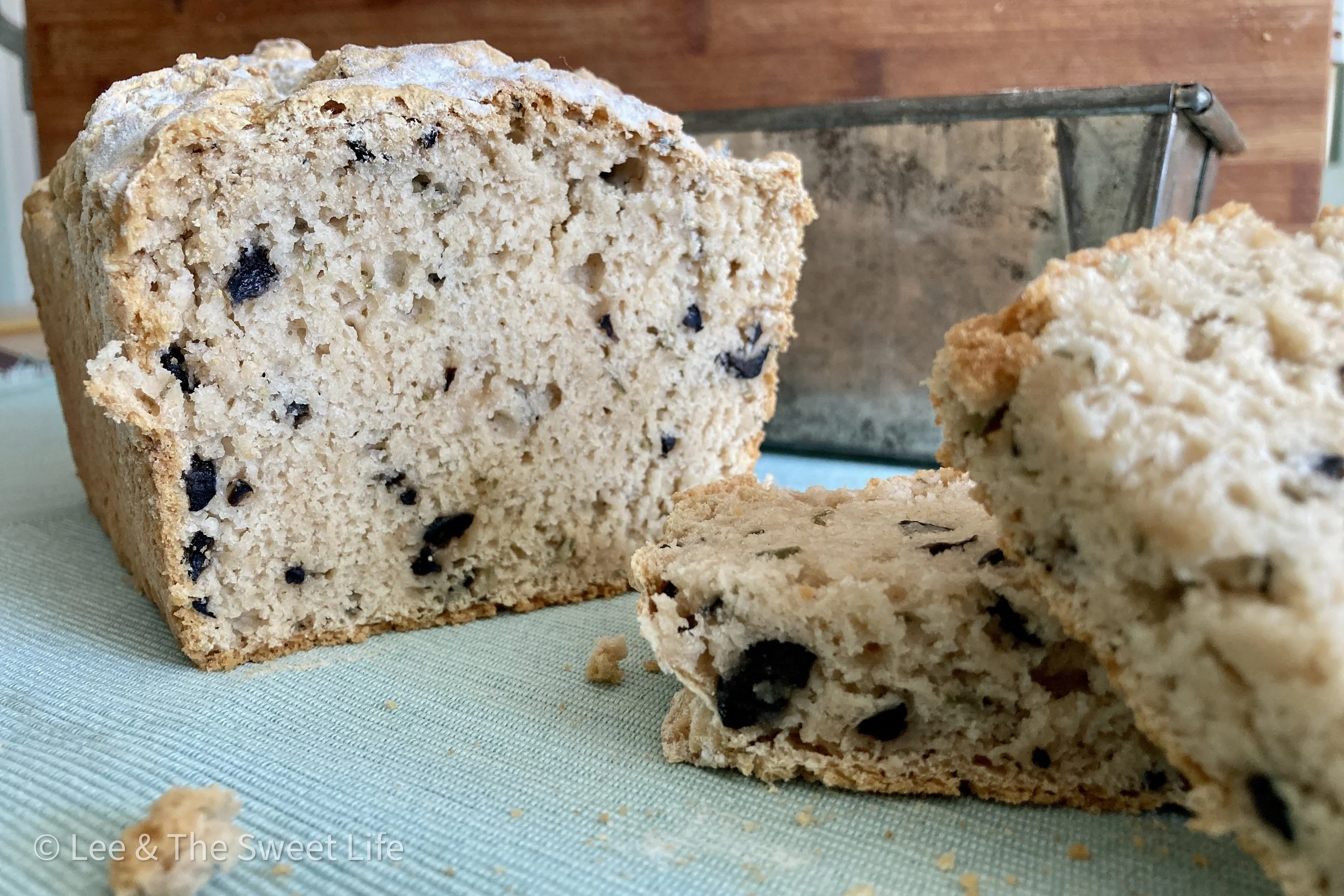 No Yeast Beer Bread with Black Olives &amp; Rosemary