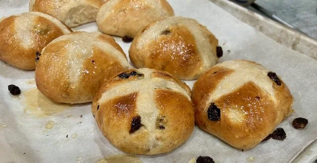 Hot Cross Buns 