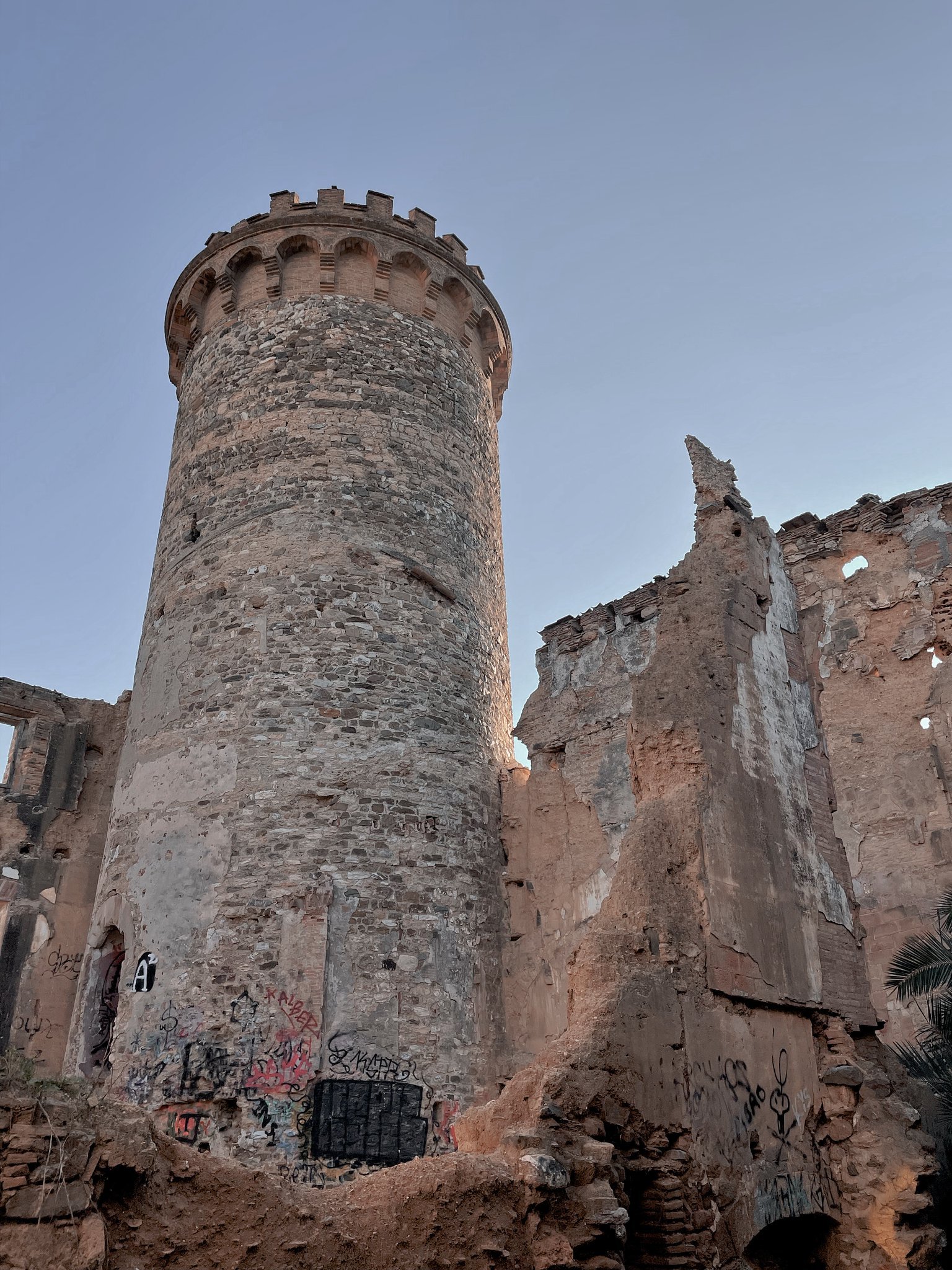 El castillo encantado al que nadie le echó la culpa del todo