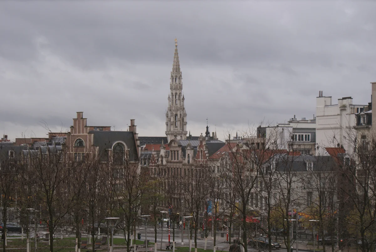 Ayuntamiento de Bruselas. No, no es la Catedral.