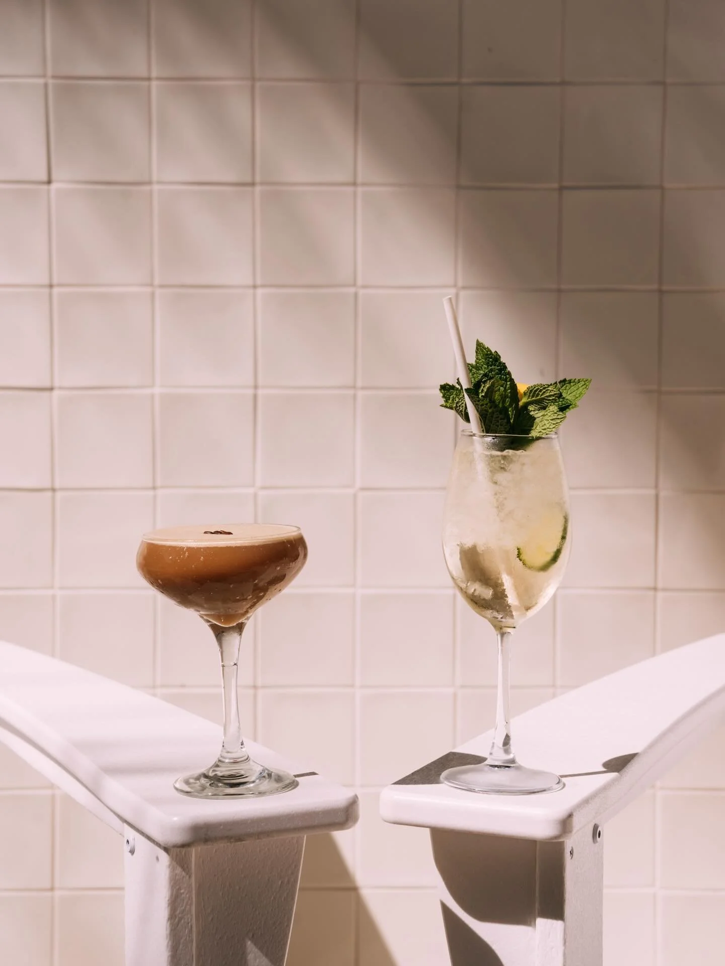 Life&rsquo;s just a little simpler at Whitney&rsquo;s.🍍
Live music tonight with @zion_albert, 5-8pm