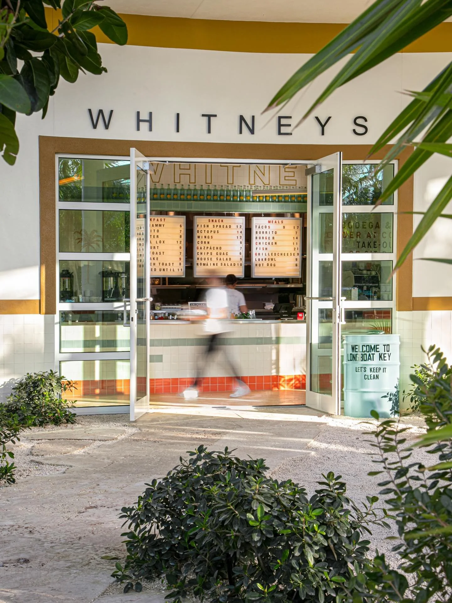 Sunny skies &amp; brunch vibes ☀️🥞☕️