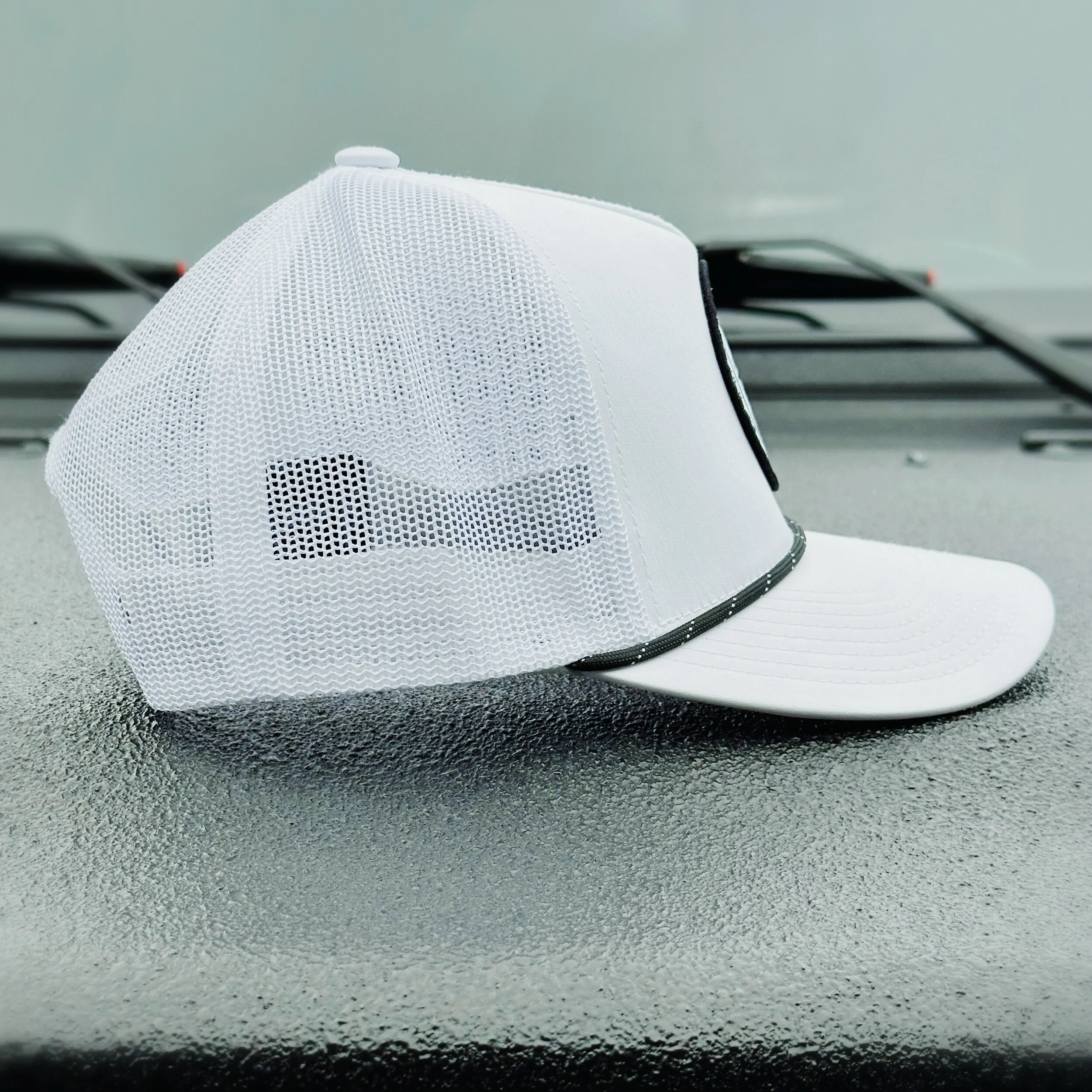 D3ABBBA4-FE72-4ED8-A4B6-F0D9C456E4F6