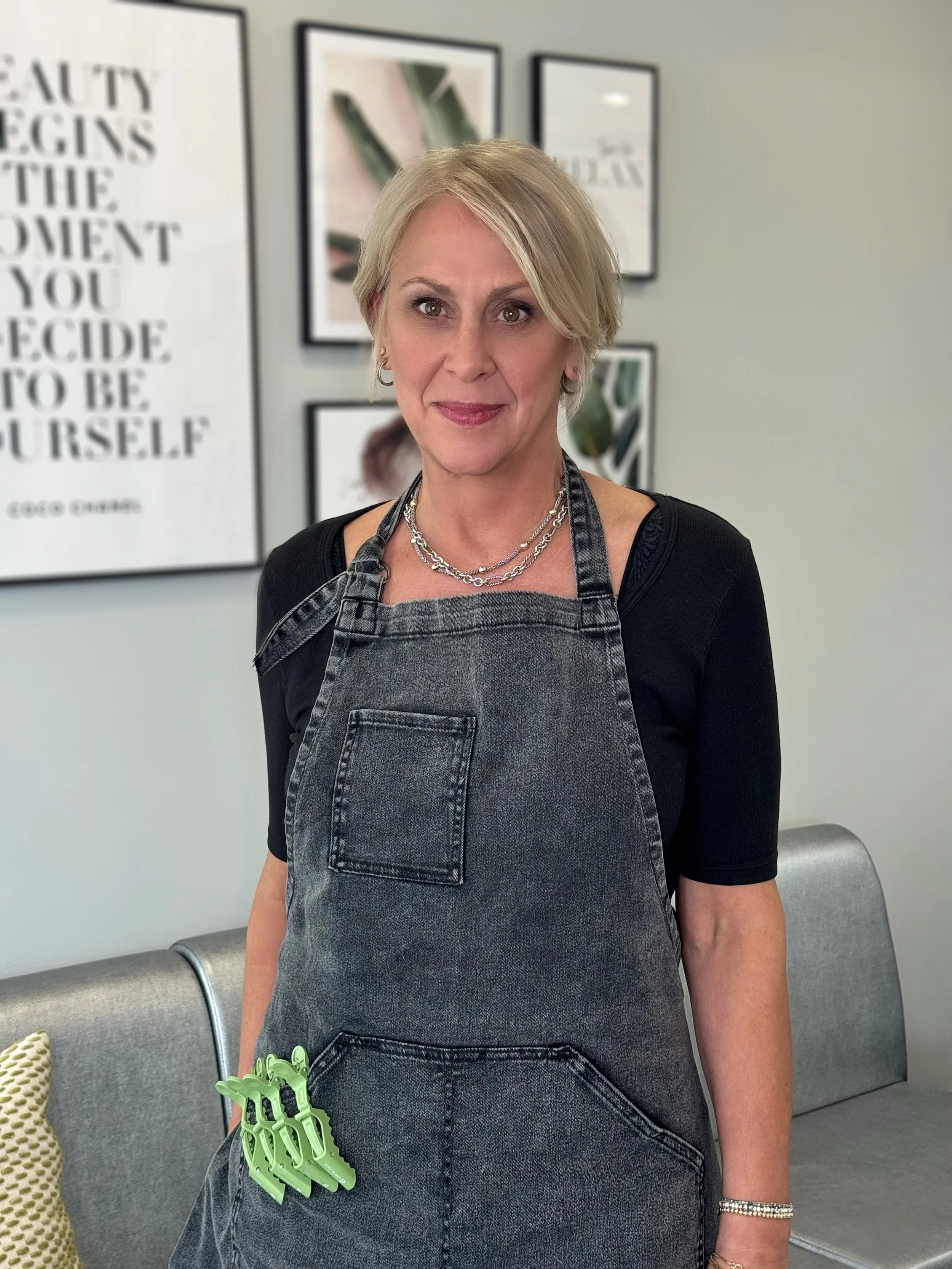 Barbie Donahue - Hairstylist