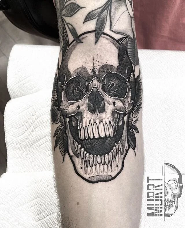 #repost @murrt_
・・・
I wish I could convey how stoked I am to be tattooing again over caption. #dots #redemptiontattoocare