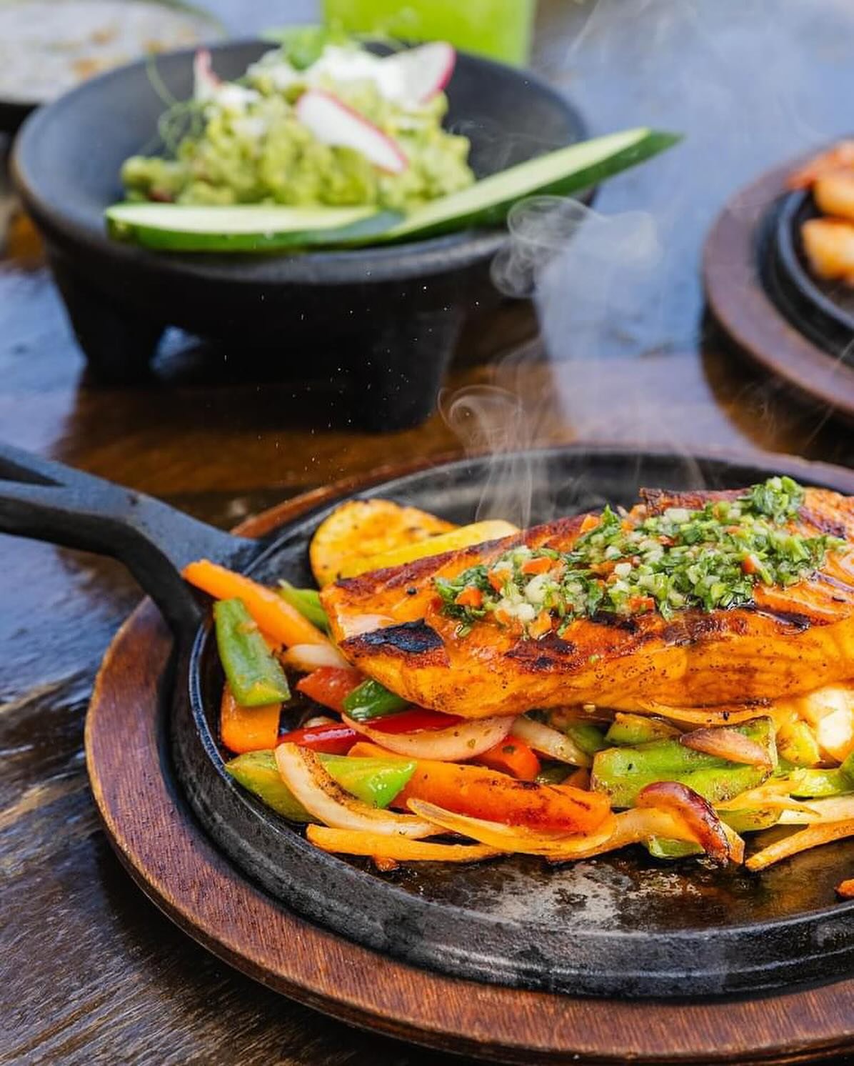 It&rsquo;s a glorious Friday, and the patio at @PatriaCocinaATL is calling your name! Indulge in the sublime flavors of their Grilled Salmon and soak up those weekend vibes. Don&rsquo;t miss out on their agave flights and exclusive Mezcal batch featu