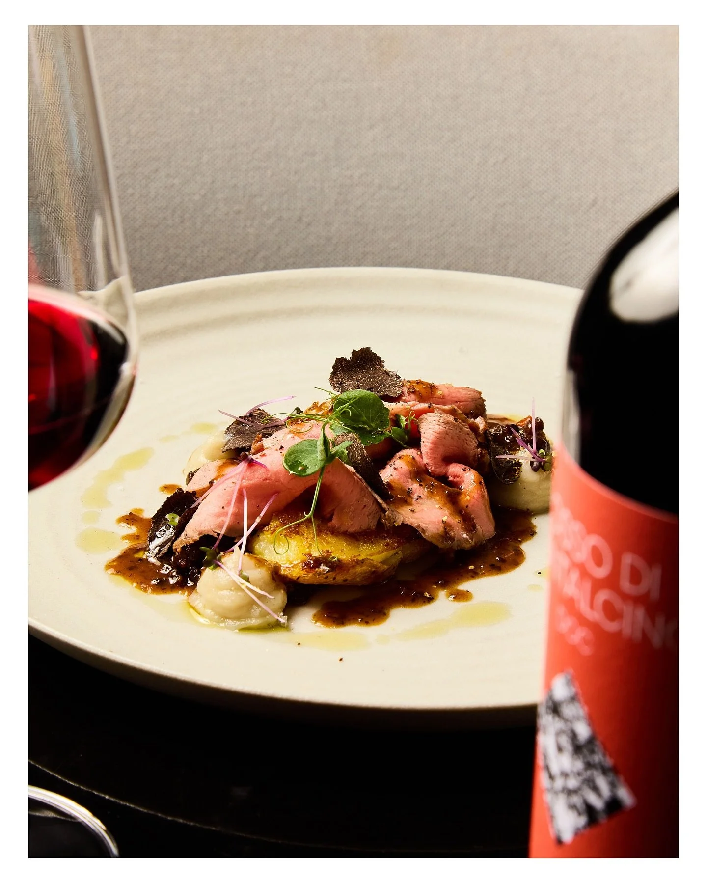 Valentine&rsquo;s Day Table! 🍓

#fotograf #foodphotography #valetinesday