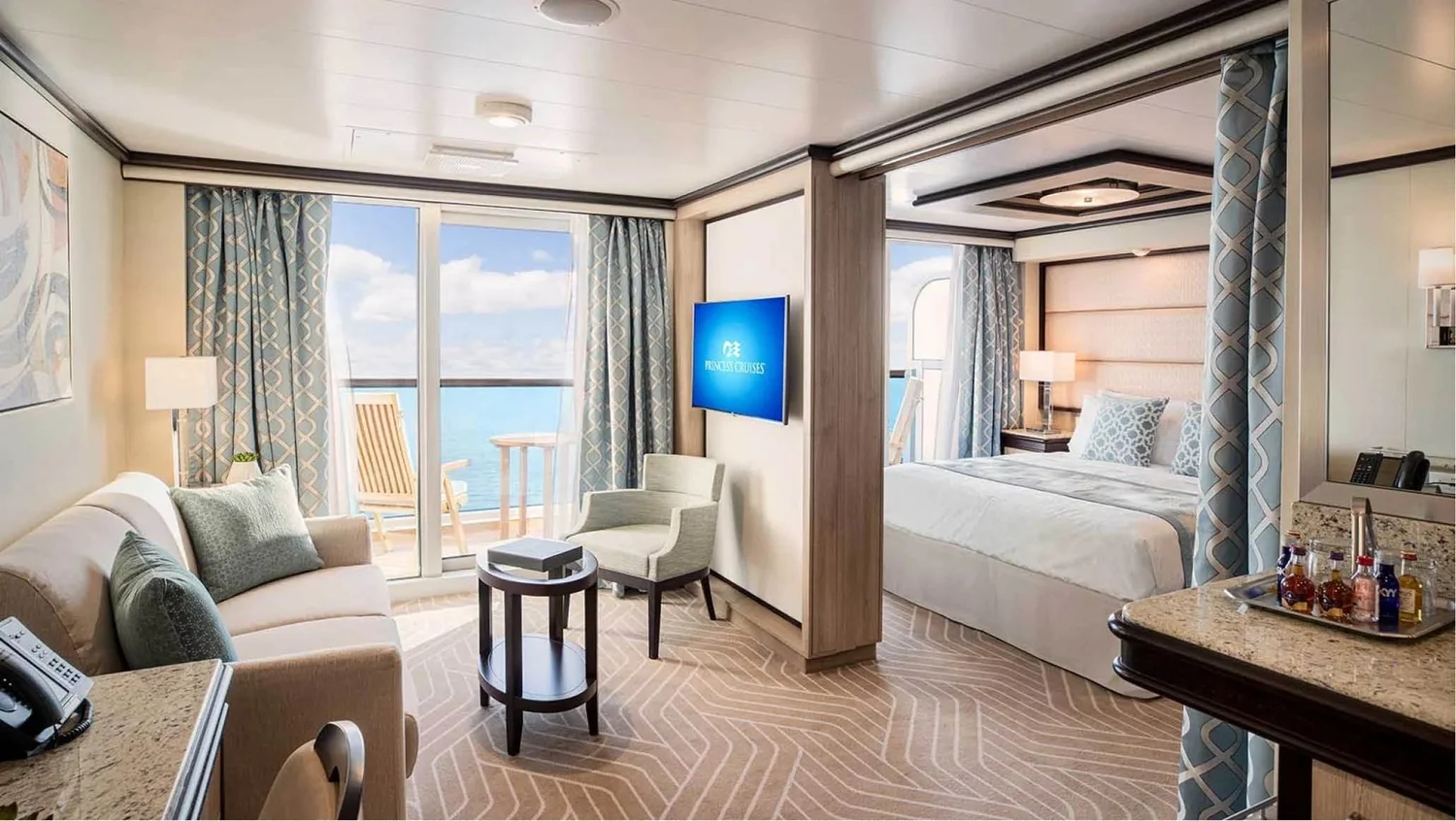 Luxury Suite