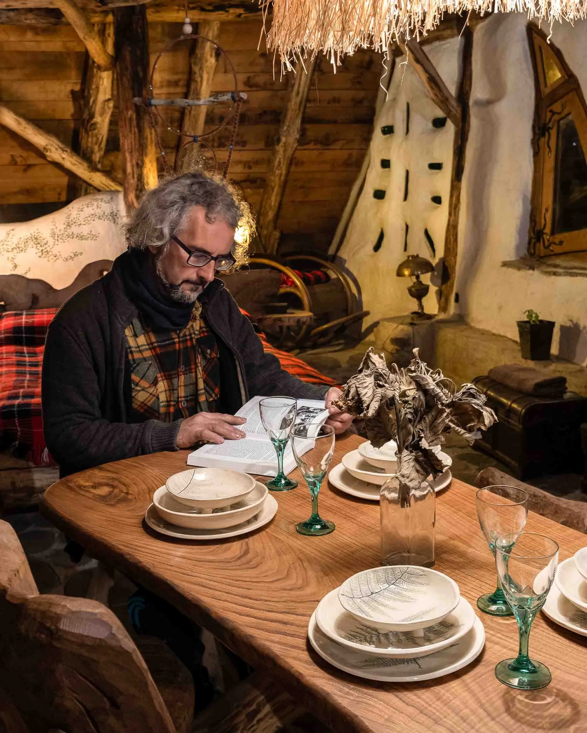 David Val Pena, creador del proyecto Casiñas a Comarca, en su aldea artesanal.