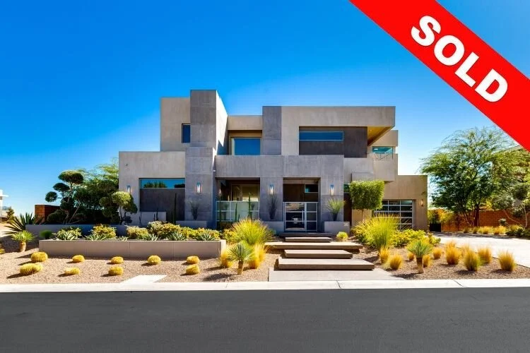 35 MEADOWHAWK Lane