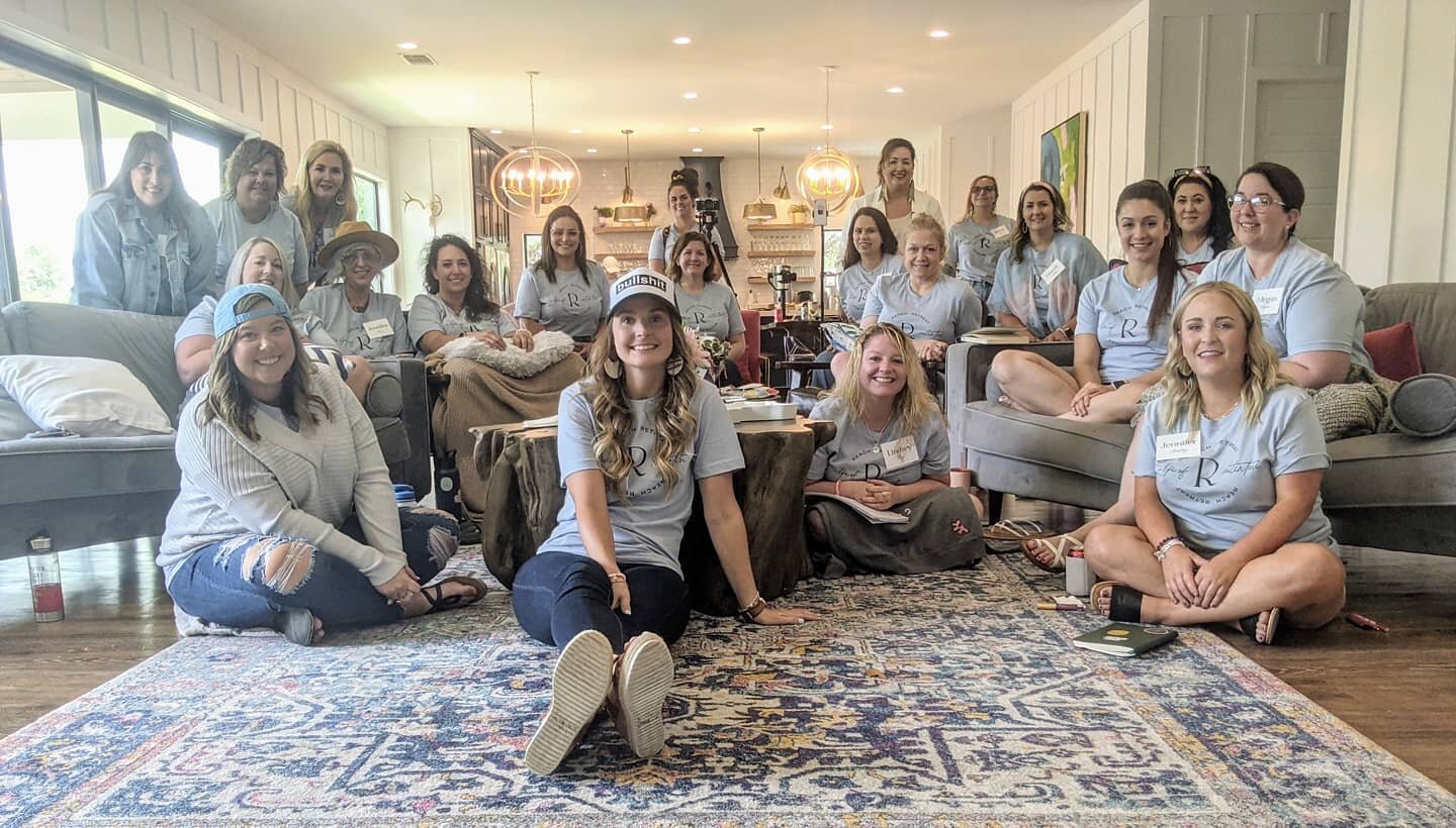Day 2 of Reach Retreat 💛

How do I even find the words to describe the emotions and happiness I felt seeing us all together. I took a few moments at tonight's dinner to just soak it all in and pause to hear all the laughter that was surrounding me. 