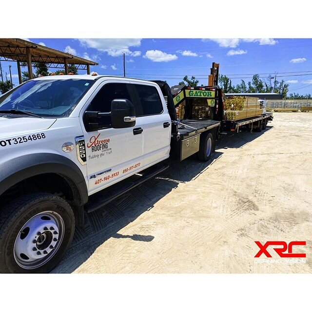 Fencing materials in tow 💪🏼 877-444-1088 | www.xrcfl.com #xrcllc #xrcroof #florida #floridacontractor #generalcontractor #roofingcontractor #definingvision #licensedcontractor #fence #tow #haul #floridacontractingcompany #materials #rainorshine #wo