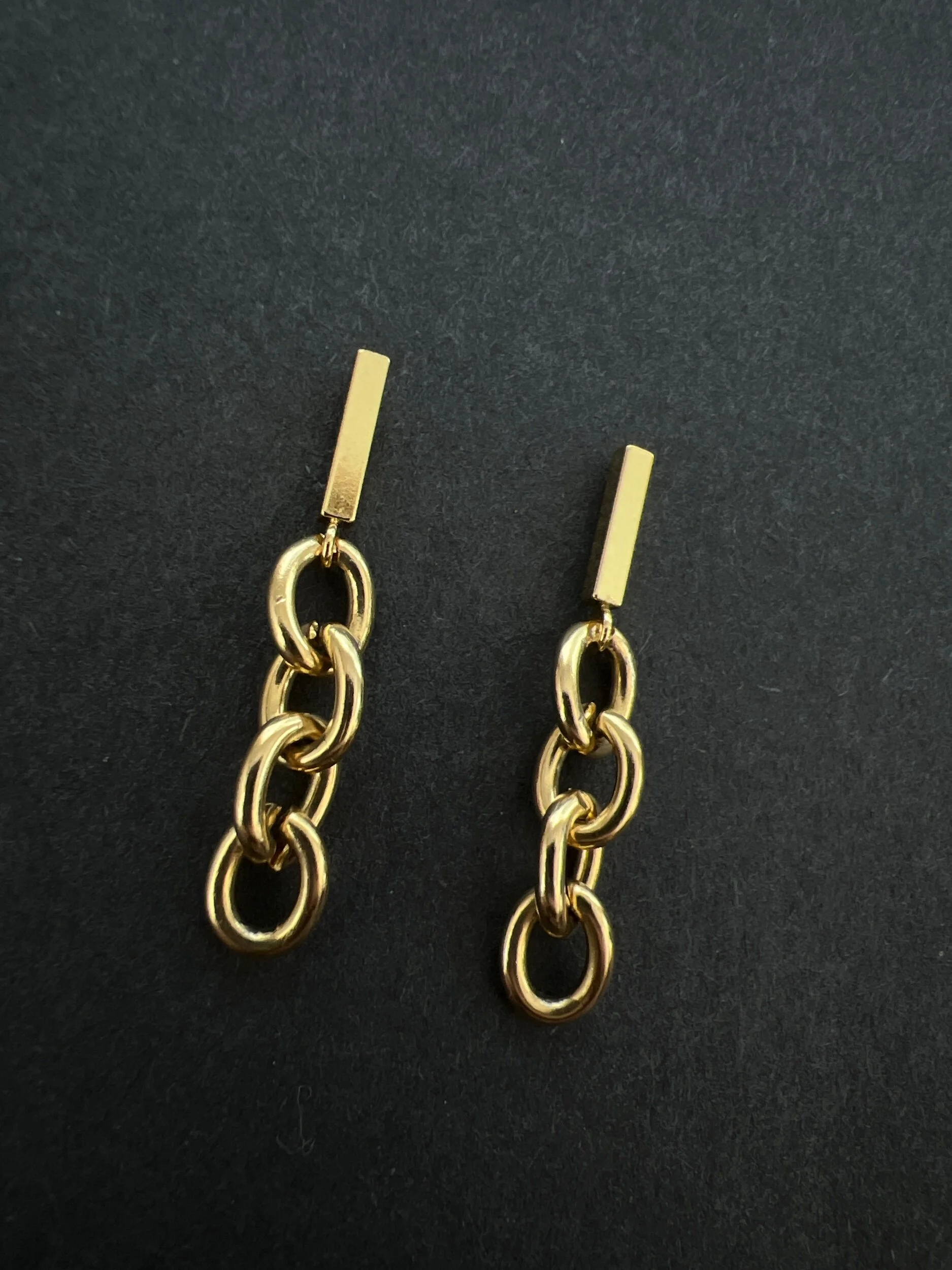 9F933B2C-11CE-47C5-B679-33101FA541E6