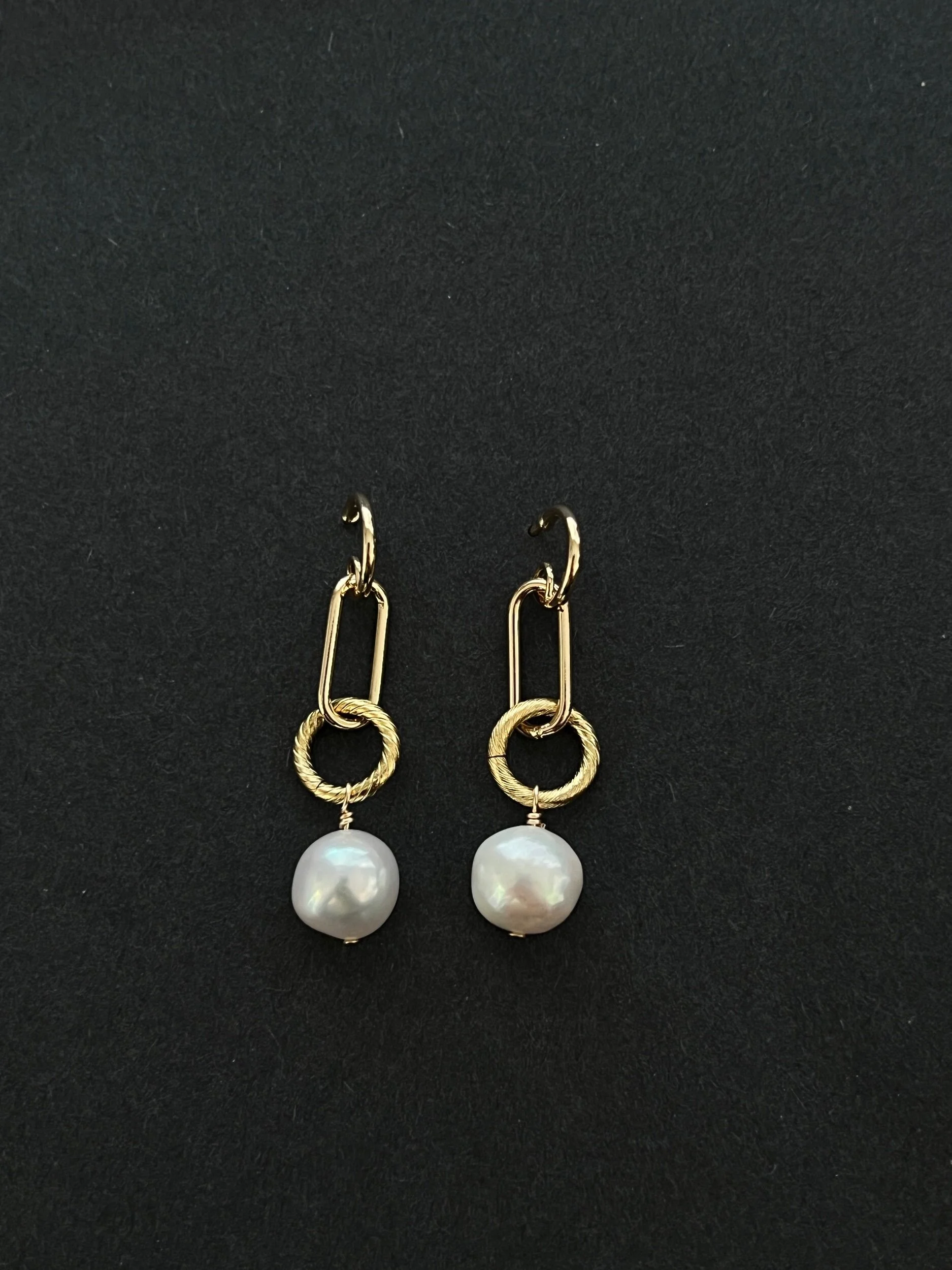 7EEABB3E-0B62-4CB8-B25B-AC82CCDCC0BD