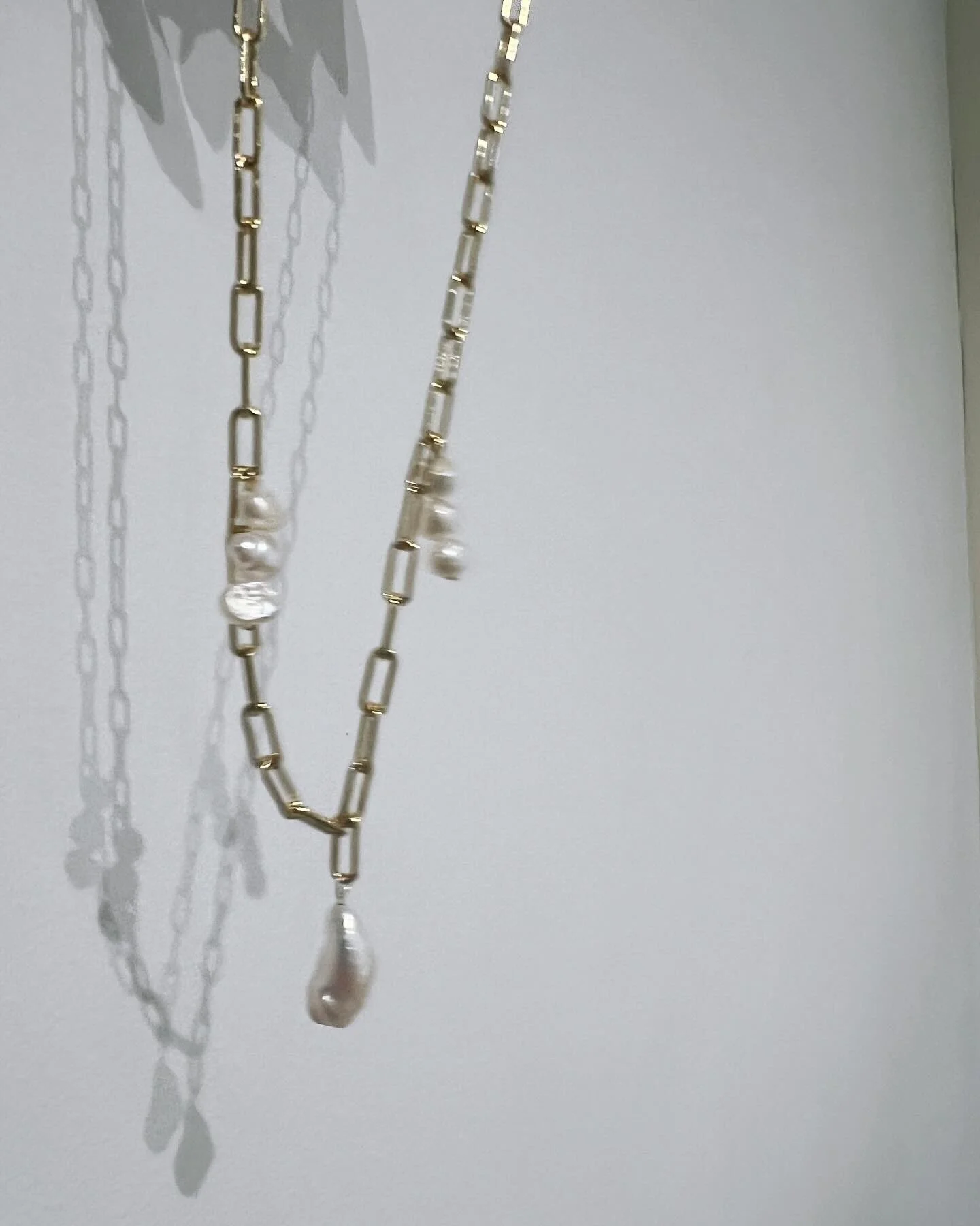 6DC11F96-4D65-466C-9CF5-C14B2BD5D995