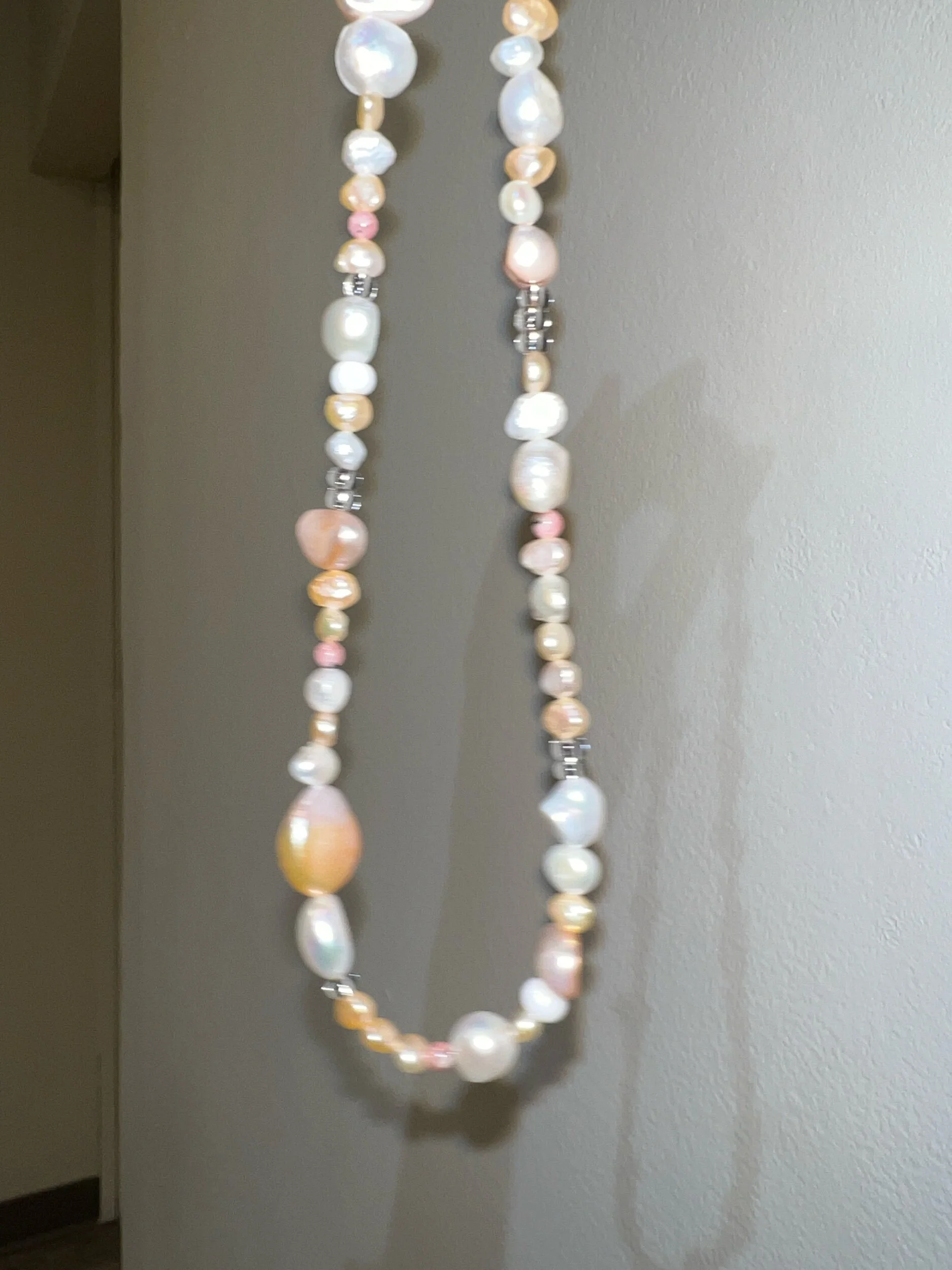 6D85AA83-6717-4C91-820D-E708F7D9E808