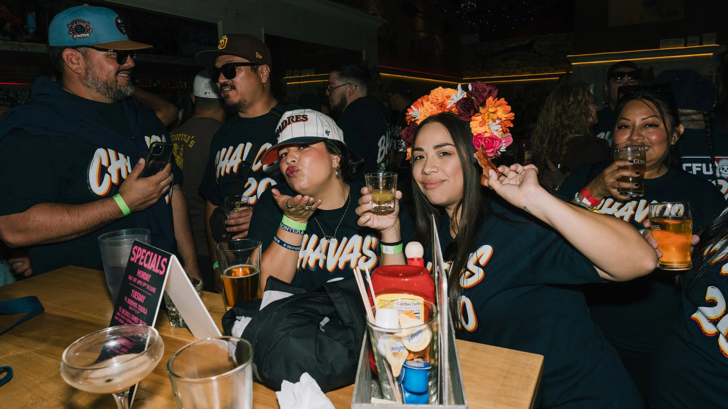 CFU Bar Crawl (114).jpg