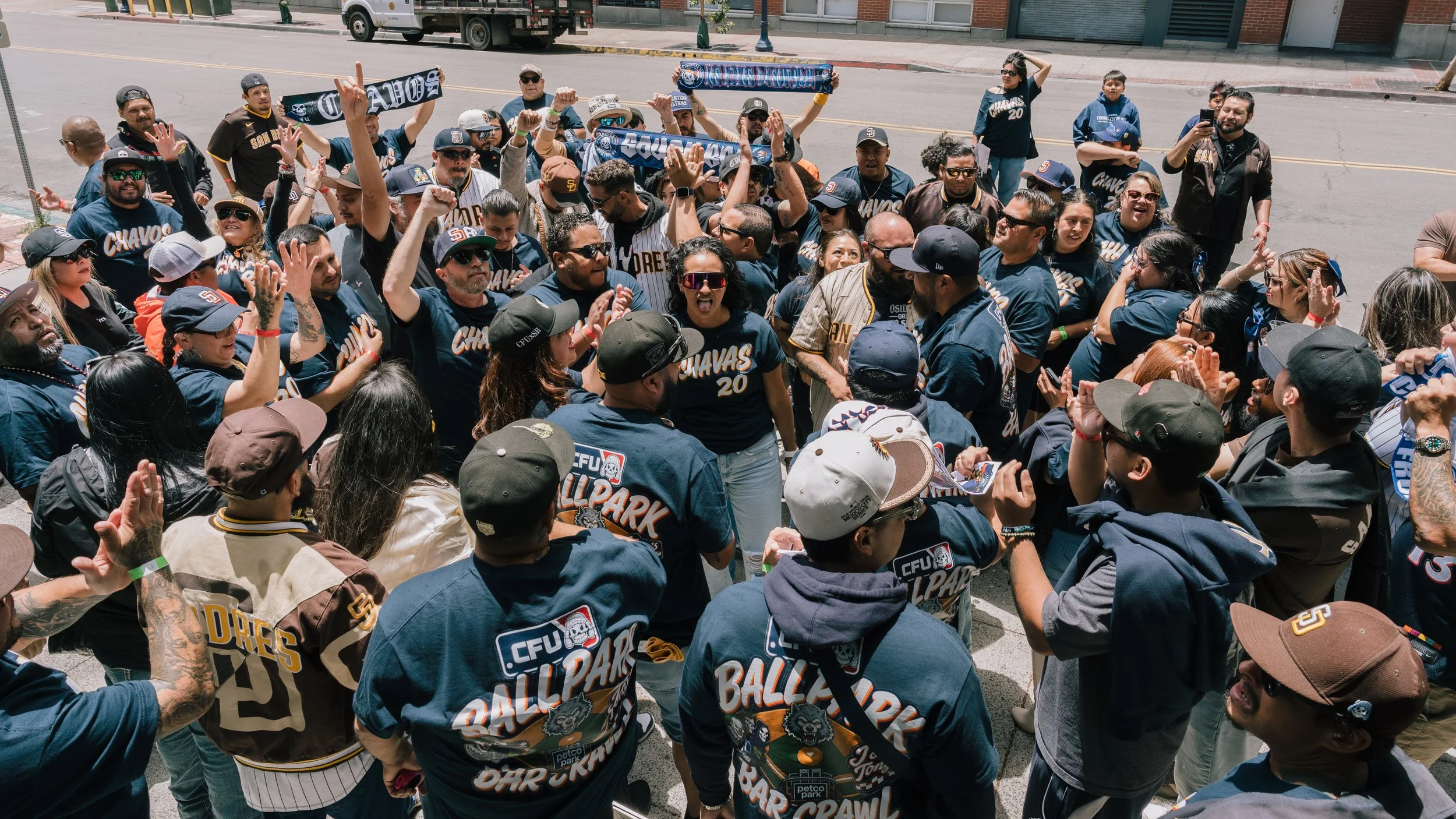 CFU Bar Crawl (353).jpg